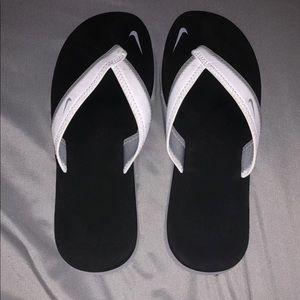 Nike Thong Sandals